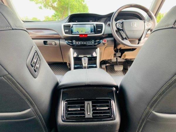 HONDA ACCORD 2.4 EL NAVI MNC 2017 รูปที่ 7